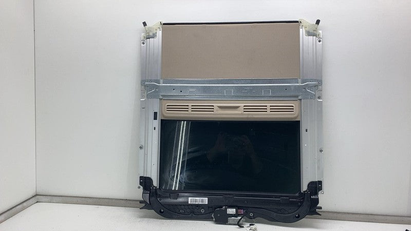 A 218 820 01 42 ⭕ 10-16 Mercedes-Benz E350 E-Class Panoramic Roof Glass Frame Track A2188200142
