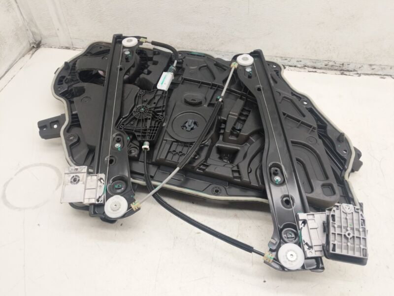 1495509 98 B 20-23 Model Y Front Right Door Carrier + Window Regulator & Speaker 1495509-98-B