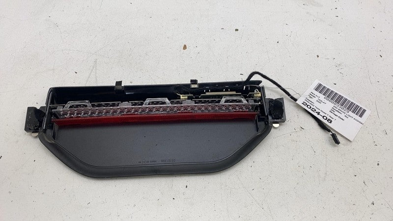 ⭕2020-2023 Tesla Model Y Rear Tailgate LED Third Brake Light Lamp Moun