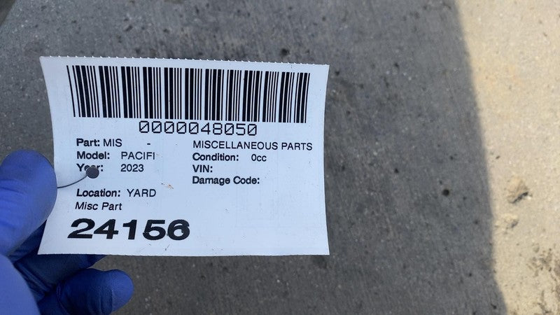 2017-2024 Chrysler Pacifica Exhaust Muffler Pipe & Resonator FWD Assembly OEM