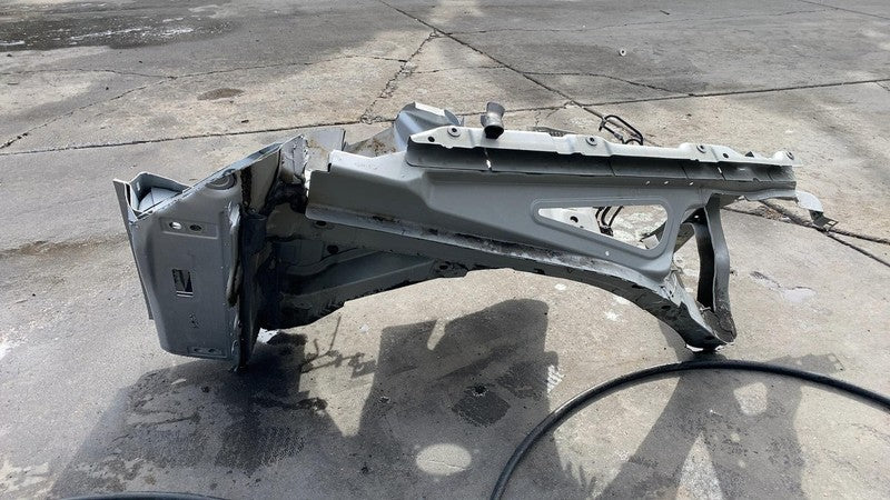 2011-2014 Porsche Cayenne Front Passenger Side Structural Apron Cutout