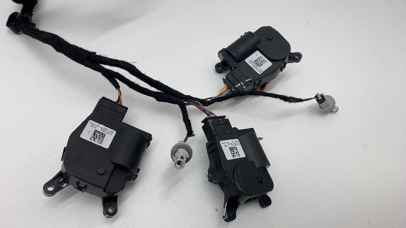 150062700A 2021-2024 Tesla Model S HVAC A/C Heater Harness w/ Flap Servo Actuator Motor OEM