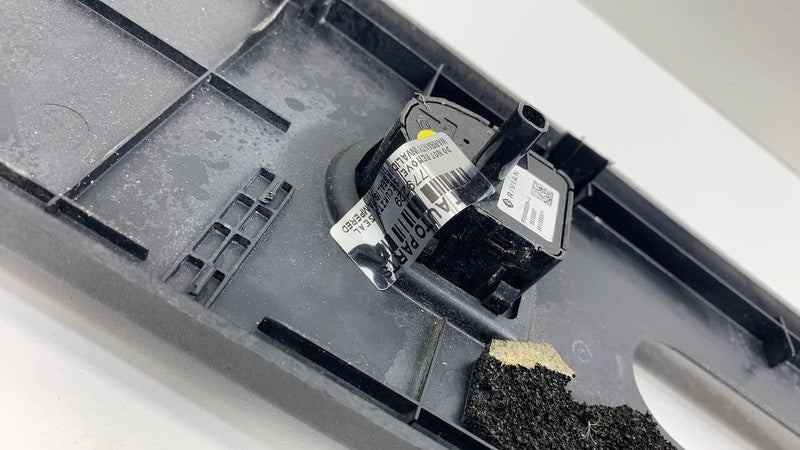 PT00000355-H ⭕ 22-24 Rivian R1T Left Trunk Cargo Pick Up Box Upper Molding Panel PT00030675E