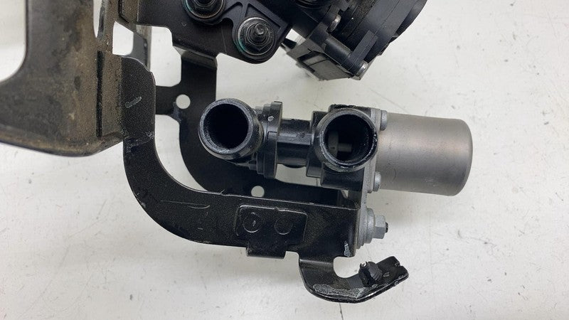 32339142 ⭕ 2021 2022 2023 Polestar 2 Battery Cooling Heater Water Control Valve 32339142