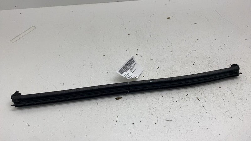 ⭕ 18-24 Navigator Rear Right Door Window Inner Weatherstrip Seal JL1B-