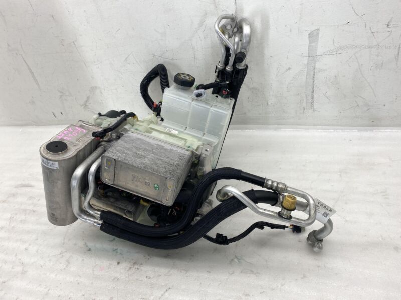 1506859-00-D 2020-2024 Tesla Model Y Supermanifold Refrigerant Chiller W/ Coolant Reservoir