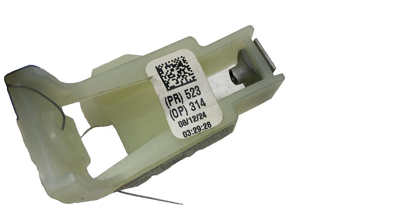 PT00628494 C ⭕ 2025 Rivian R1S Driver Side Misc Grommet Assembly Left S534365849 PT00628494-C