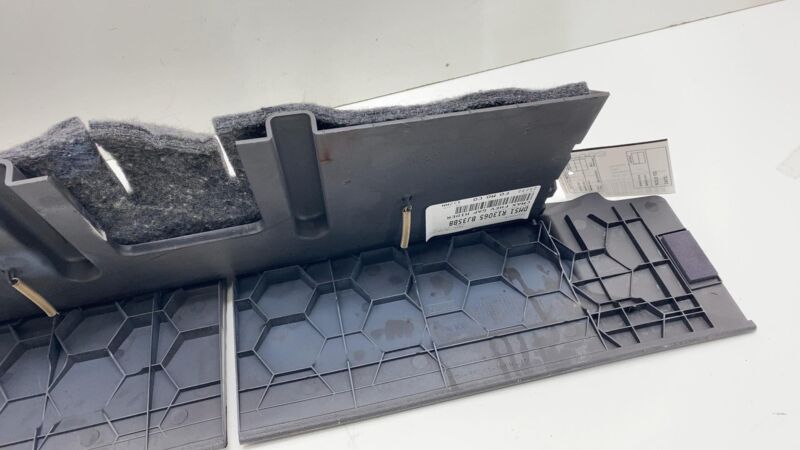 DM51R13065B 2013-2018 Ford C-Max Rear Trunk Hider Gap Tray Interior Cover Trim Panel Lid OEM