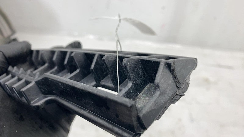 P11-E270CR-01 ⭕2022-2024 Lucid Air Grand Touring Right Energy Management Bracket P11-E270CR-01