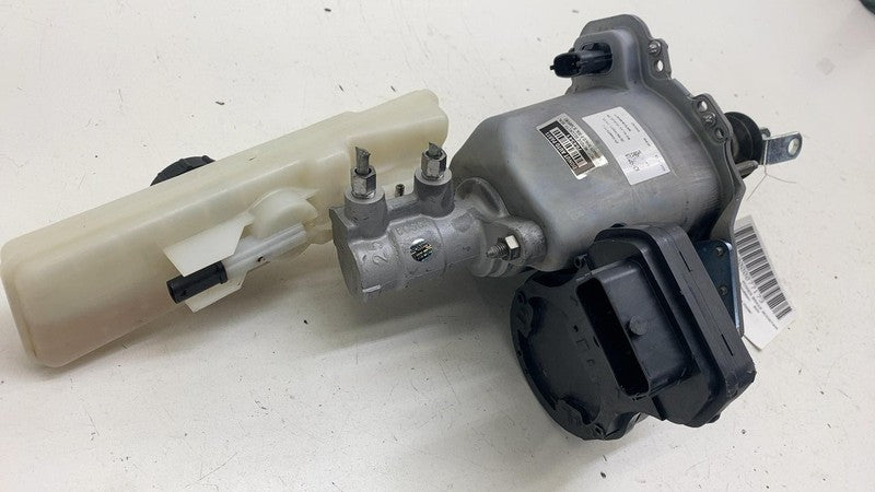 ⭕ 2017-2023 Model 3 Power Brake Booster Master Cylinder & Reservoir 10