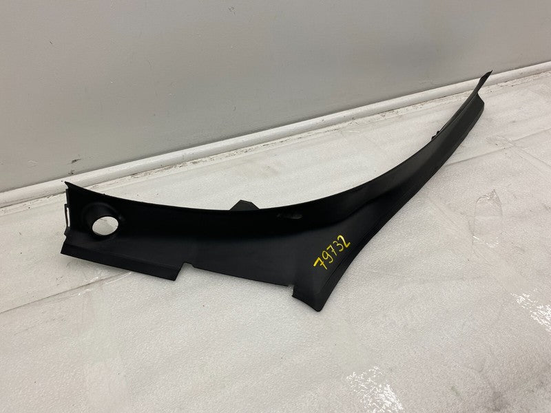 1047321 00 E ⭕ 2016-2020 Tesla Model X Passenger Side Liftgate Trough Trim Right 1047321-00-E