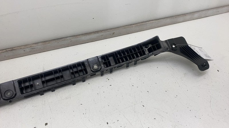 112119100C ⭕ 2017-2023 Tesla Model 3 Rear Bumper Center Support Mount Bracket 1083994-00-E