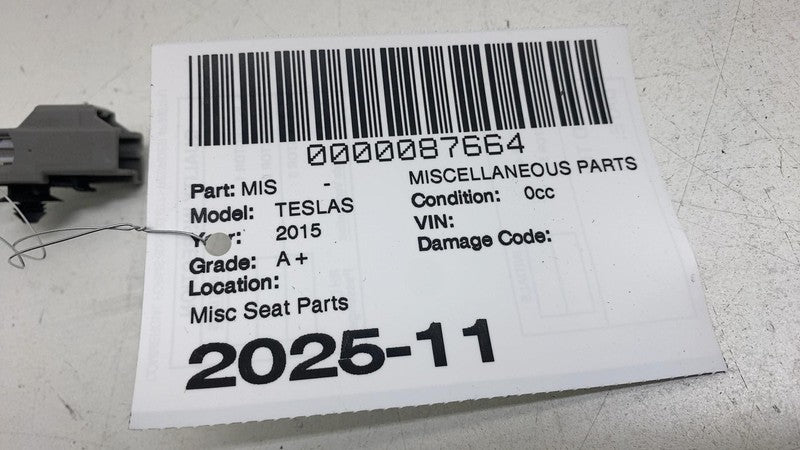 ⭕2012-2020 Model S Front Driver Side 1st Row Seatbelt Buckle Left 1005