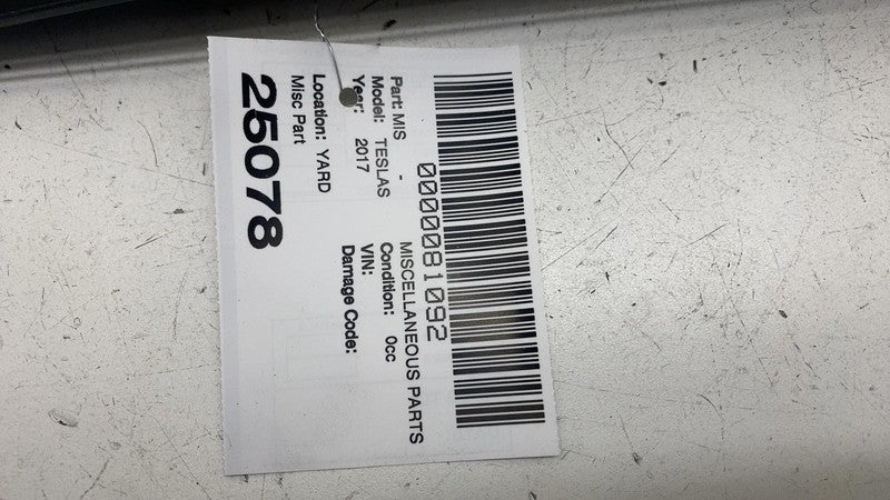1092307-00-B ⭕ 2016-2020 Tesla Model S Right B-Pillar Glass Applique & Camera RH 1092307-00-B