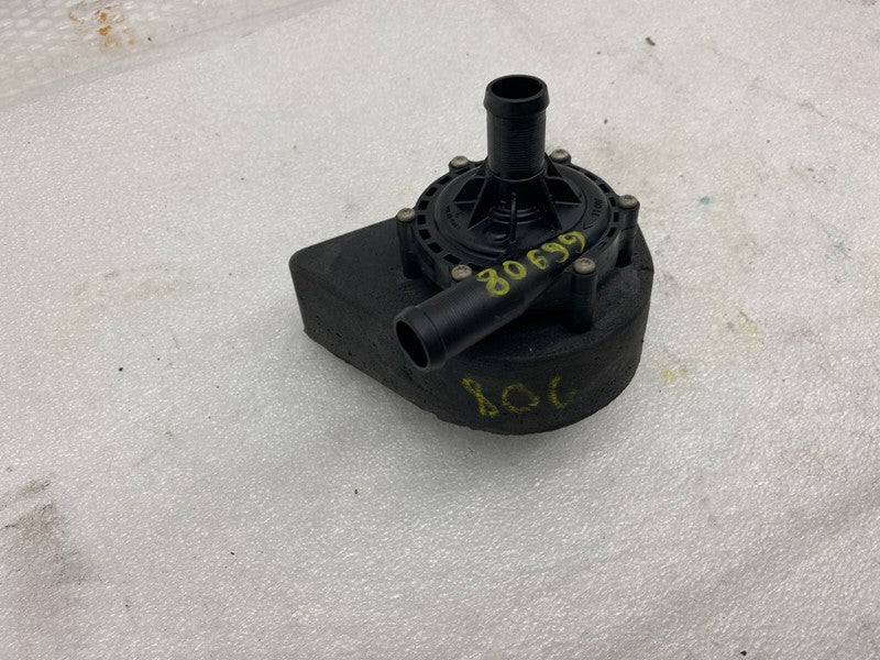 106747300H ⭕ 16-20 Model S Battery Auxiliary Water Coolant Pump Foam Isolated 1067473-00-H