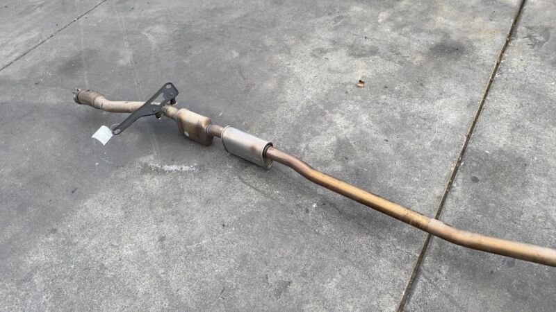 9807030 ⭕ 2011-2016 Mini Cooper Countryman S Exhaust Muffler Complete Assembly 9807030