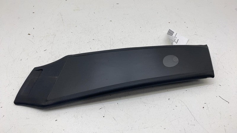 1734282-00 ⭕ 24-25 Tesla Model 3 Passenger Side B-Pillar Applique Glass Trim Molding Right