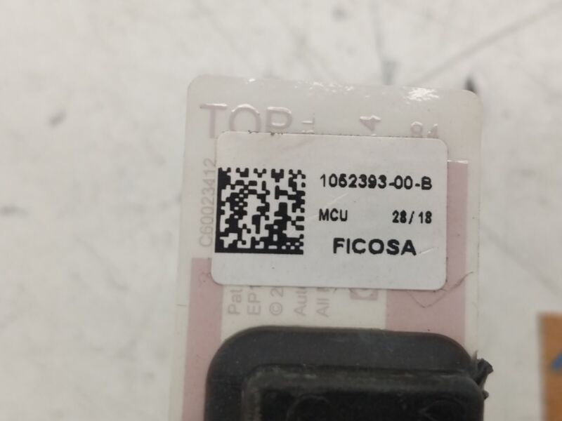 1052393 00 B 2012-2021 Tesla Model S X Bluetooth Antenna w/ Cable Wire Plug 1052393-00-B OEM