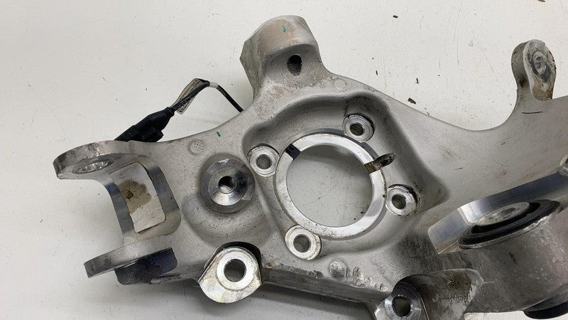 PT00001891 ⭕ 22-25 Rivian R1S Rear Driver Side Suspension Spindle Knuckle Left PT00001891