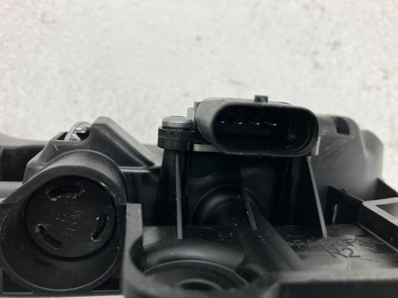 108183200H ⭕17-20 Tesla Model 3 Front or Rear Exterior Door Handle Right Outer 1081832-00-H