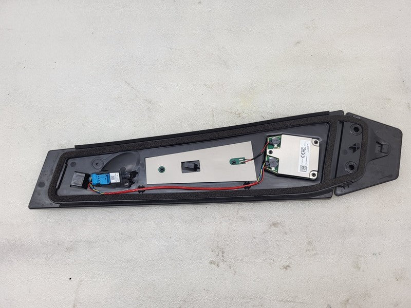 1100437 00 D ⭕ 17-23 Model 3 Driver Side B-Pillar Applique Glass w/ Camera Left 1100437-00-D