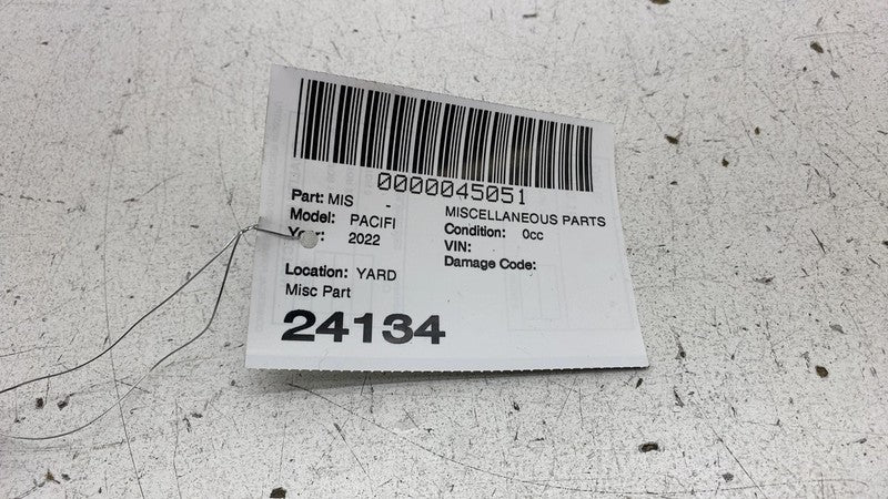 68276972AA ⭕ 17-24 Chrysler Pacifica Tailgate Liftgate License Plate Light Lamp 68276972AA