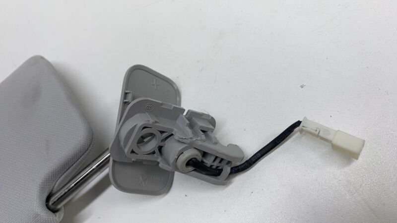 Does not apply 2017-2023 Tesla Model 3 Y PAIR Front Left & Right Windshield Sun Visor Sunvisor
