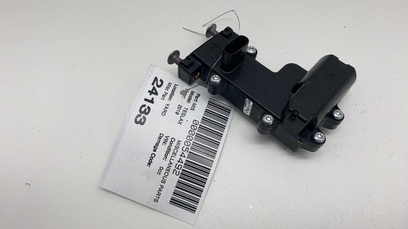 104535300B 2016-2024 Tesla Model X MX Front Left Door Pop Actuator Control Unit Module LH
