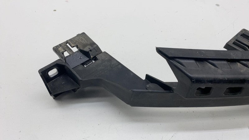 9Y0 807 572 E ⭕ 19-24 Porsche Cayenne Front Right Headlight Outer Head Lamp Bracket 9Y0807572E