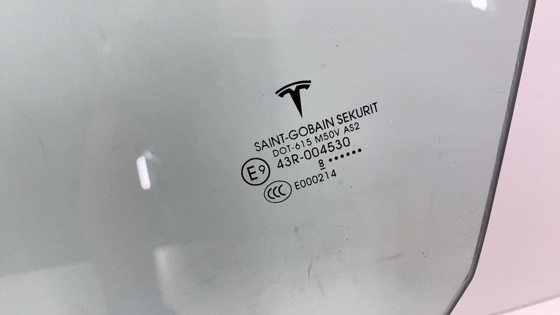 E9 43R-004530 ⭕ 2017-2020 Tesla Model 3 Front Driver Side Door Window Glass Left (Single Pane)