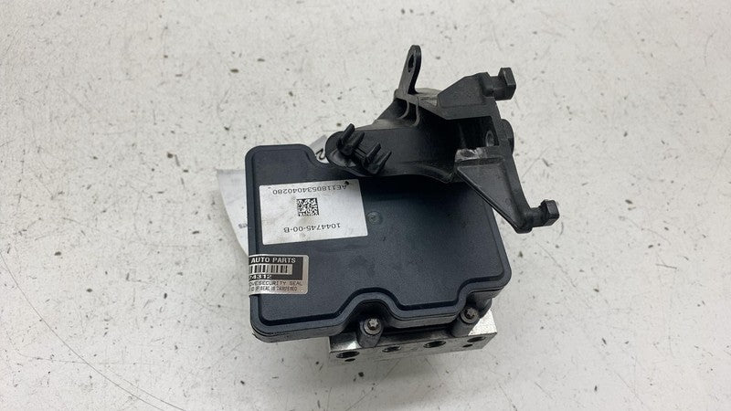 ⭕ 17-23 Model 3 Y ABS Pump Anti-Lock Brake Hydraulic Control Module 10