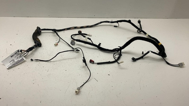 ⭕ 20-24 Model Y MY Rear Trunk Liftgate Harness w/ Antenna Amplifier 14