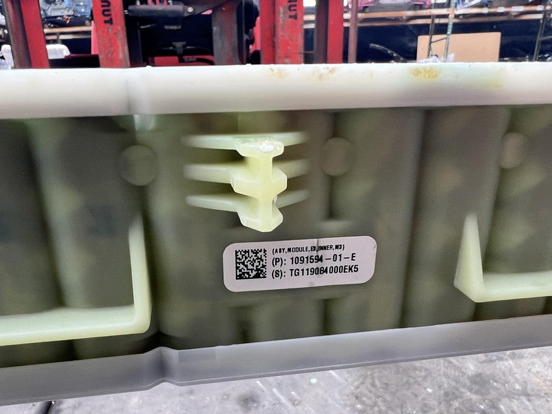 1091597 00 L 2017-2020 Tesla Model 3 M3 Battery Module Long Range RWD 1091597-00-L (73.4v)