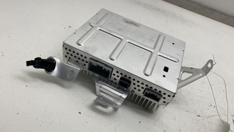 149047100C ⭕ 21-23 Tesla Model S X Radio Audio Speaker Amplifier Sound System 1490471-00-C