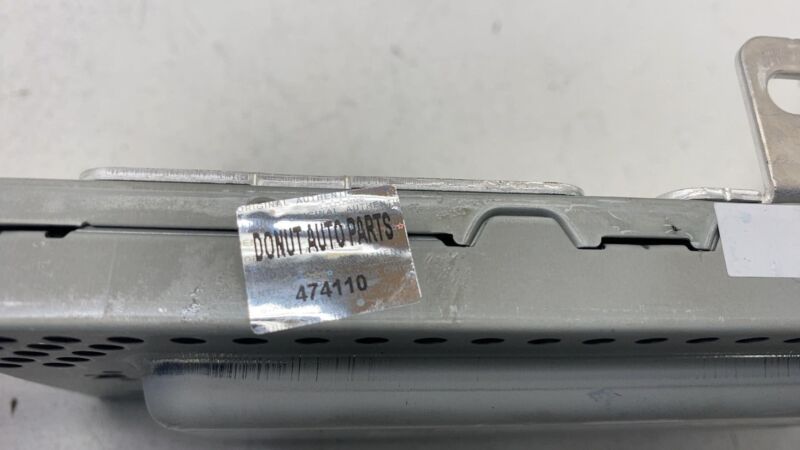 107974900E 2017-2023 Tesla Model 3 Harman Becker FM HD Audio Radio Receiver Control Module