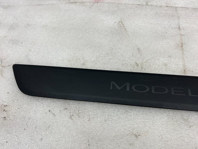 1494301 00 A ⭕20-23 Model Y Front Left or Right Door Sill Scuff Plate Cover Trim 1494301-00-A