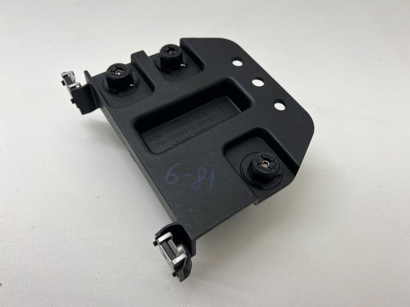 1045993-00-C ⭕ 2012-2015 Tesla Model S MS Autopilot Radar Bracket 1045993-00-C / 1038212-00-B