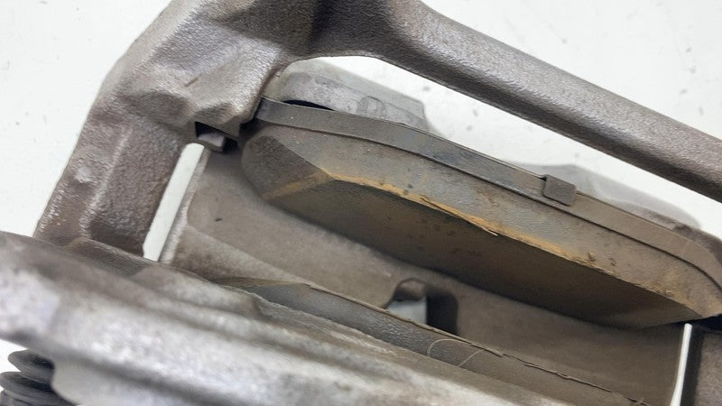 ⭕ 15-23 Mercedes C-Class C300 W205 Front Left Caliper w/ Brake Hose A2