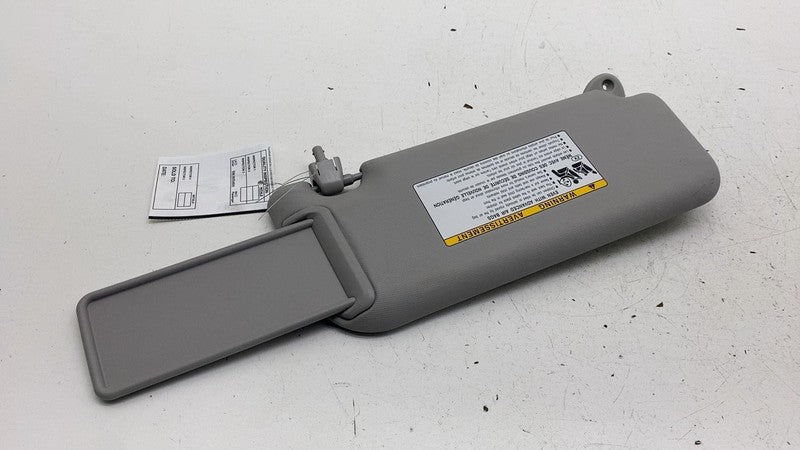 TW202-84000 ⭕ 2023-2024 Toyota Prius Front Driver Side Sun Visor Left LH OEM TW202-84000