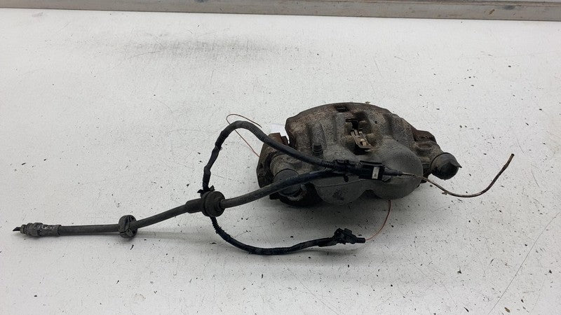 ⭕ 2014-2024 Ram ProMaster 2500 Front Passenger Caliper w/ Brake Hose Line Right