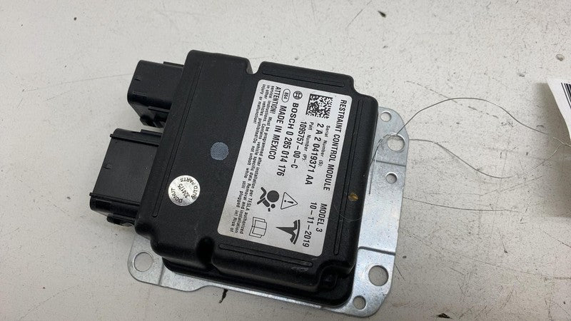 109575700C 17-23 Model 3 Safety Restraint Computer Control Module (Crash Data) 1095757-00-C