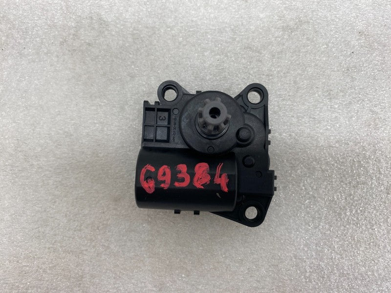 T92882B ⭕ 2017-2023 Tesla Model 3 Air Conditioning A/C Heater Blower Flap Motor Actuator