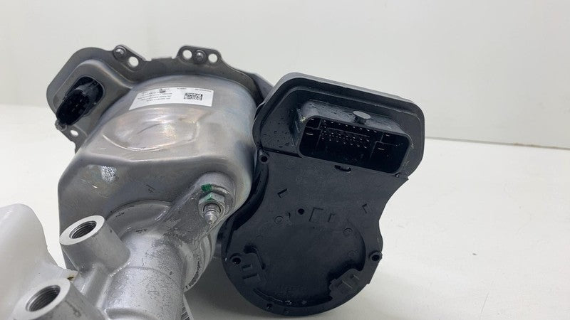 1044671 00 D ⭕ 2017-2023 Model 3 Power Brake iBooster Master Cylinder Reservoir 1044671-00-D