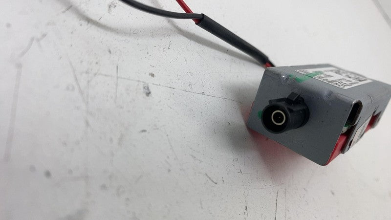 LB5T-18C847-AC ⭕2021-2024 Ford Mustang Mach-E Antenna Amplifier Isolator Booster LB5T-18C847-AC