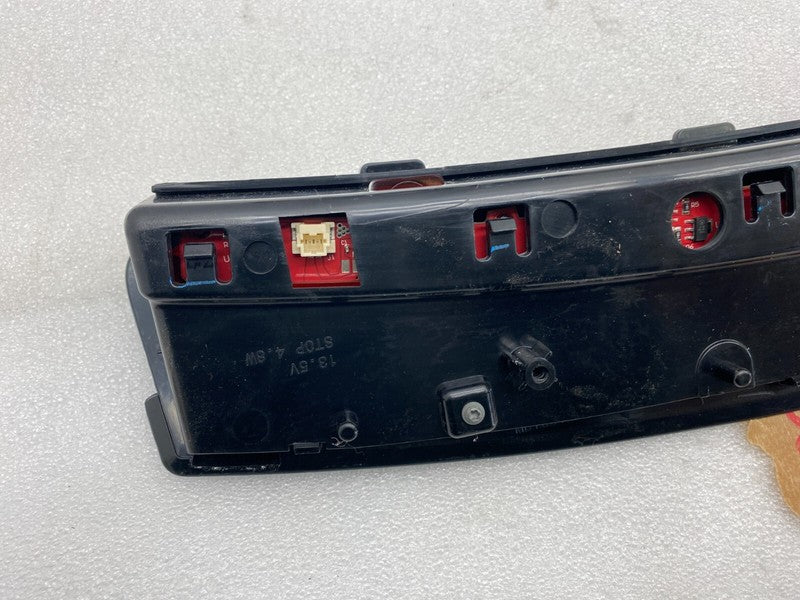 1077405 00 H ⭕ 17-23 Model 3 Rear Package Tray Lamp Inner 3rd Brake Stop Light 1077405-00-H