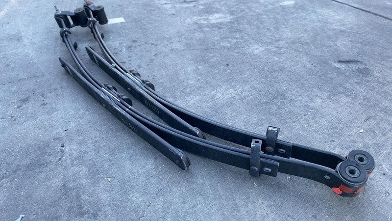 ⭕ 2025 Chevrolet Chevy Silverado 1500 Pickup Rear Leaf Spring & Shackl