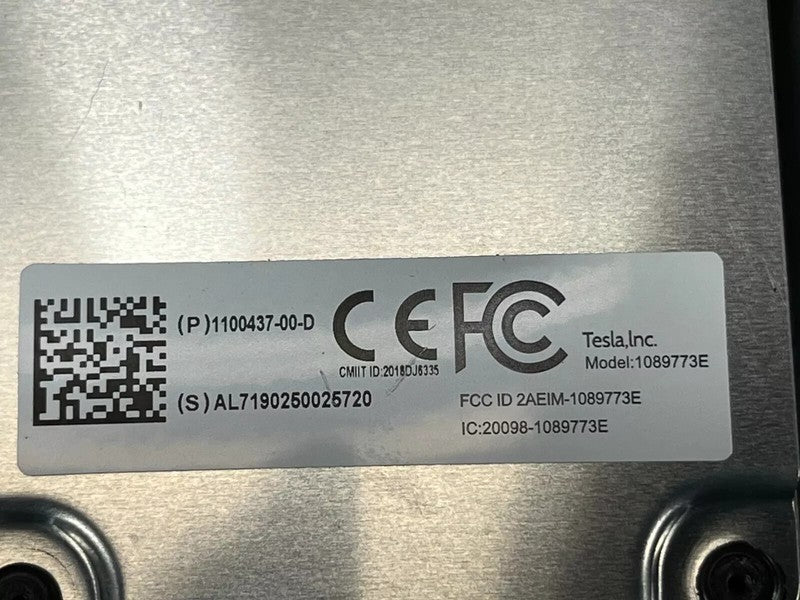 109297800C ⭕ 2017-2020 Tesla Model 3 B-Pillar Applique Glass W/ Camera Left LH 1100437-00-D