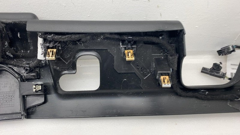 ⭕ 2021-2024 Jeep Wrangler Gladiator Windshield Wind Screen Molding 7J