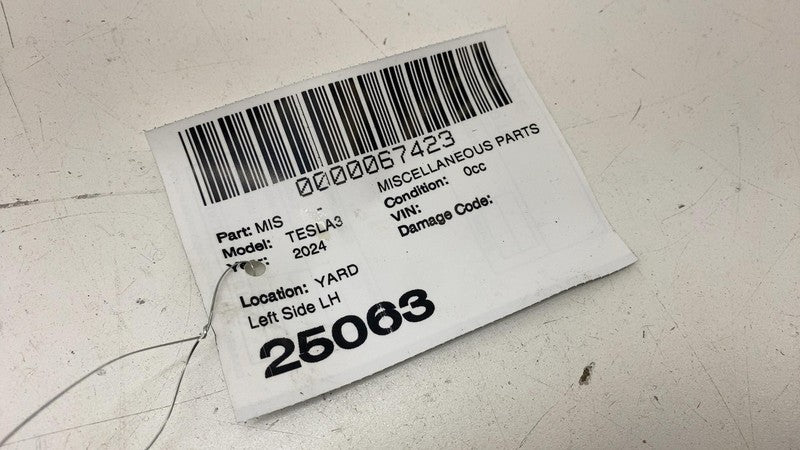 183463210D ⭕ 24-25 Model 3 Front Left Frunk Low Voltage Body Controller Module 1834632-10-D