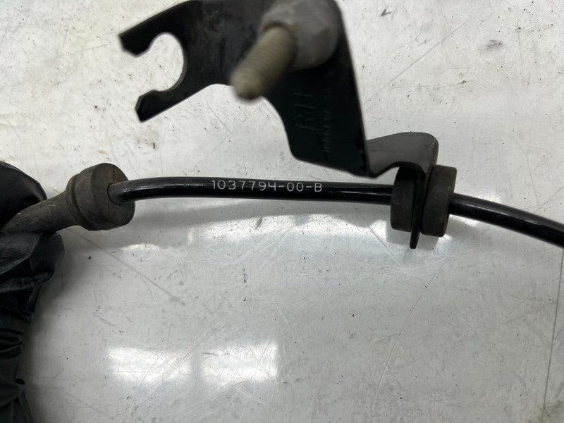 1037794-00-B ⭕12-20 Model S Front Anti-Lock Brake Intelligent Wheel Speed Sensor 1037794-00-B